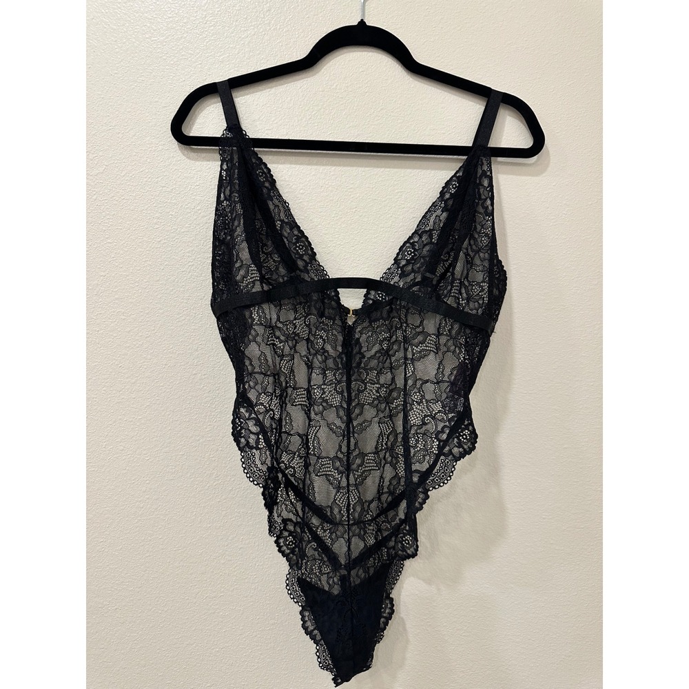 NWT Adore Me Jet Black Floral Lace Bodysuit Plus Size 1X BEN-LI-10391-BDY